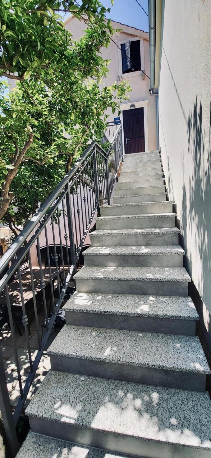 Riva Suite 2 Komiza Ngoại thất bức ảnh